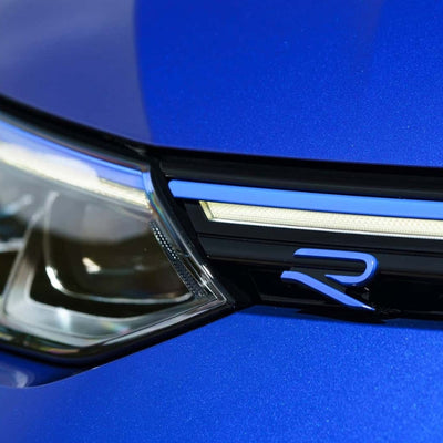 Emblème Badge R Golf 8 Nouvelle Génération - vue arrière - Becquet Voiture