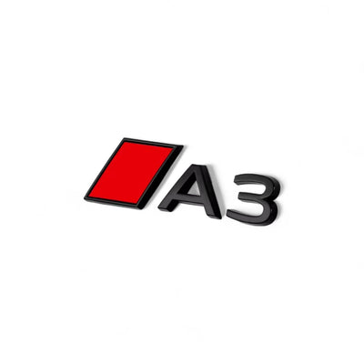 Emblème coffre Audi A3 noir brillant - vue arrière - Becquet Voiture