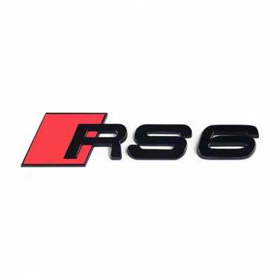 Emblème coffre Audi RS6 noir brillant - vue de face - Becquet Voiture