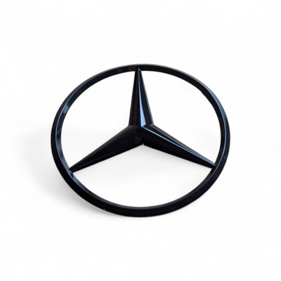Emblème coffre Mercedes étoile noir - détail du montage - Becquet Voiture