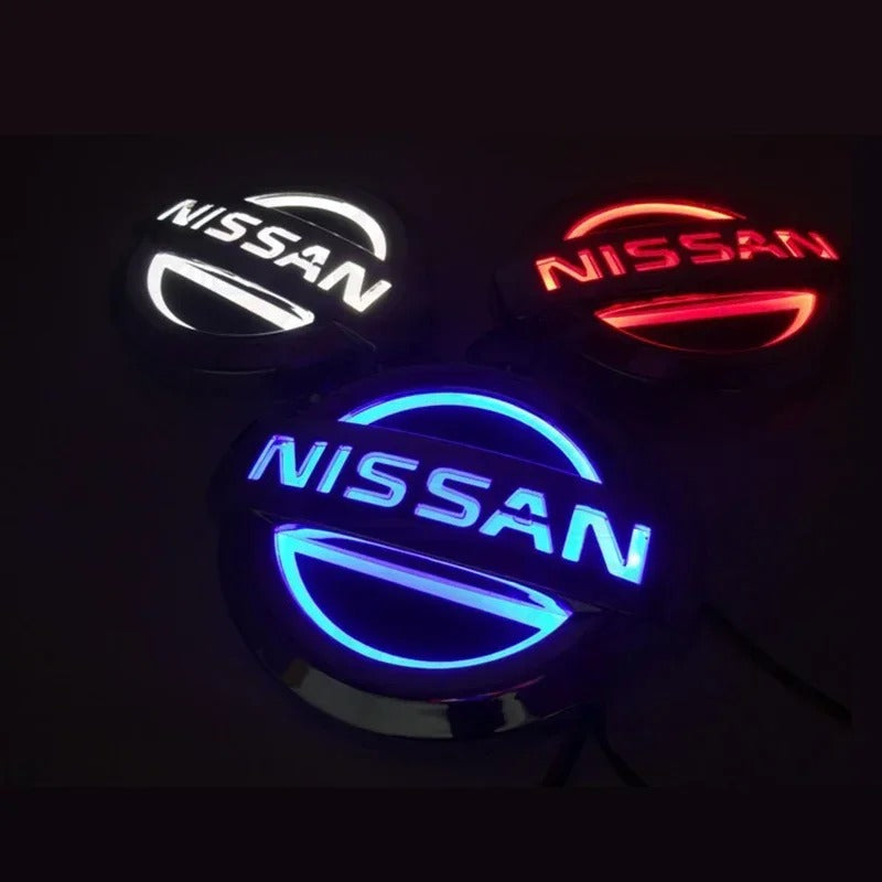 Emblème de calandre Nissan Lumineux - vue de face - Becquet Voiture