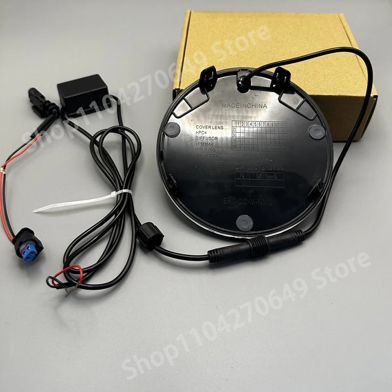 Emblème de calandre Volkswagen Golf 8 Lumineux - vue arrière - Becquet Voiture