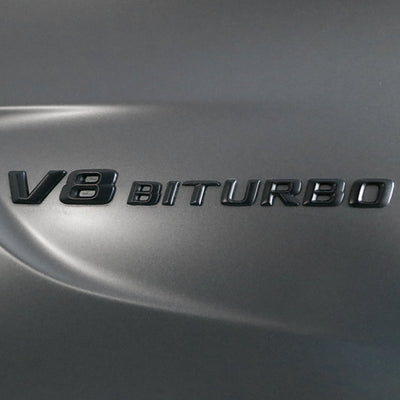 Emblème Latéral AMG V8 Biturbo Mercedes 19.3cm - vue de profil - Becquet Voiture