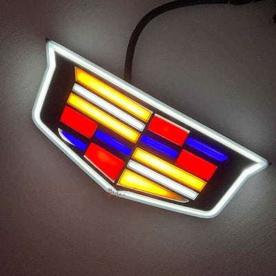 Emblème LED Cadillac pour Escalade 2015.5–2022 Avant et Arrière - installé sur véhicule - Becquet Voiture