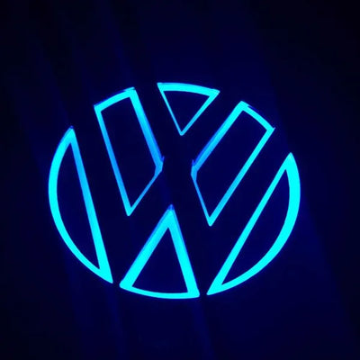 Emblème LED VW 11x11 cm lumineux Blanc Rouge Bleu 12V - vue arrière - Becquet Voiture