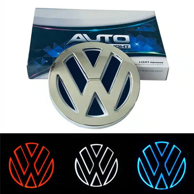 Emblème LED VW 11x11 cm lumineux Blanc Rouge Bleu 12V - vue de face - Becquet Voiture