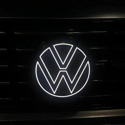 Emblème Lumineux Volkswagen LED 137 147 155mm ACC Étanche - installé sur véhicule - Becquet Voiture