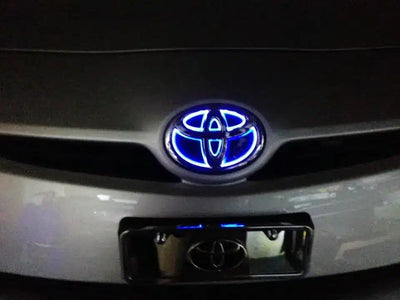 Emblème Toyota Lumineux LED pour RAV4, Highlander, Yaris - vue de profil - Becquet Voiture