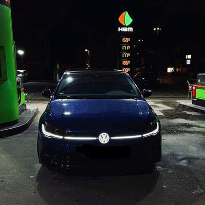 Emblème VW Polo Lumineux LED 137mm Compatible ACC - détail du montage - Becquet Voiture