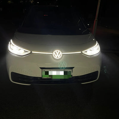 Emblème VW Polo Lumineux LED 137mm Compatible ACC - vue de profil - Becquet Voiture