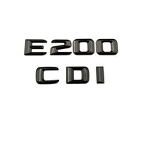 Emblèmes coffre noirs Mercedes Classe E badges arrière - vue arrière - Becquet Voiture