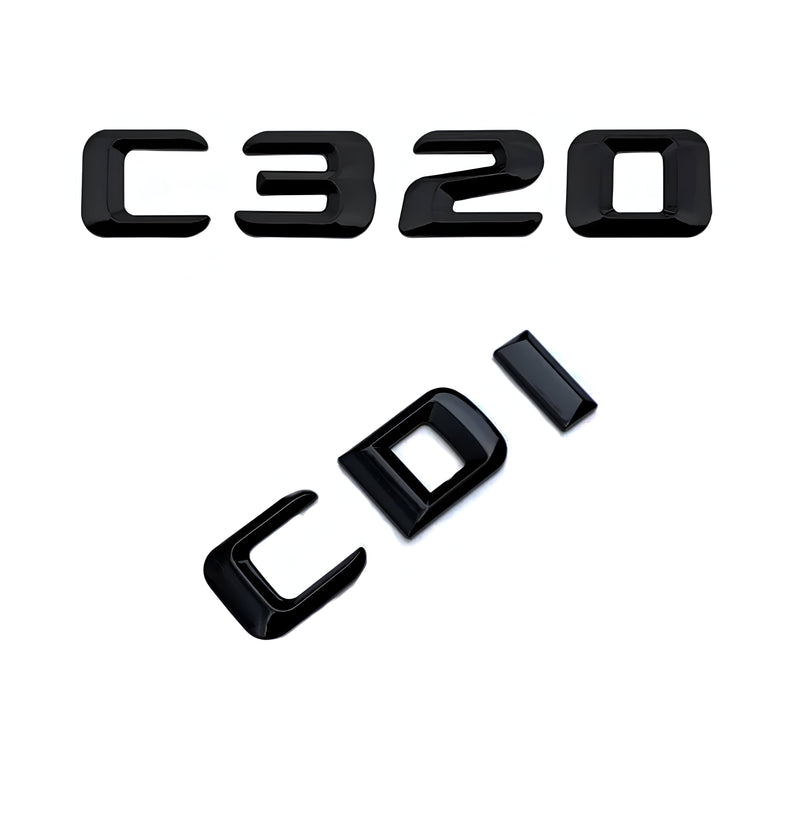 Emblèmes De Coffres Noirs Logos Mercedes Classe C AMG C180 - packshot studio 2 - Becquet Voiture