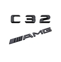 Emblèmes De Coffres Noirs Logos Mercedes Classe C AMG C180 - vue arrière - Becquet Voiture