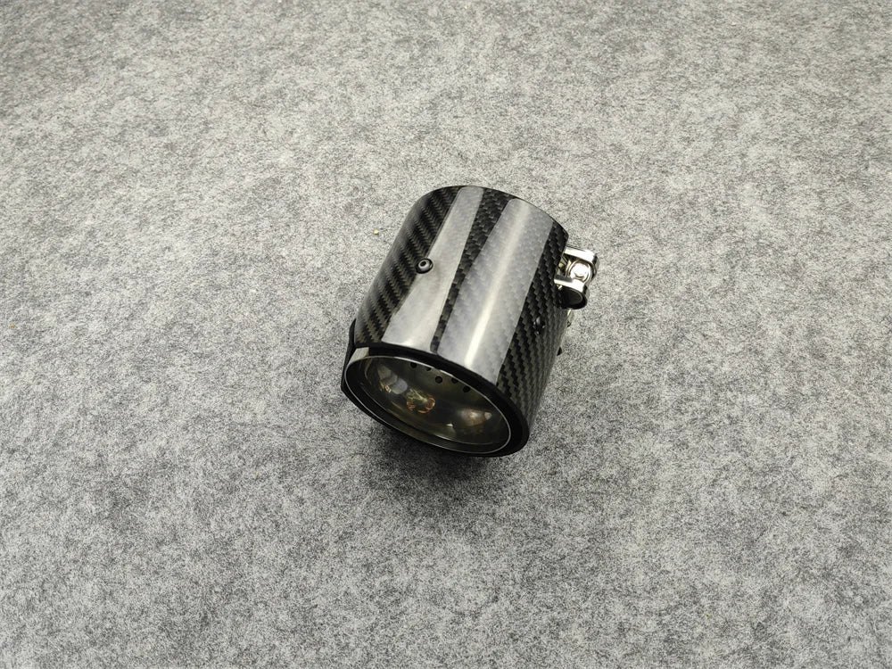 Embout d'Échappement Carbone BMW F20 F22 F32 F87 - vue de face - Becquet Voiture
