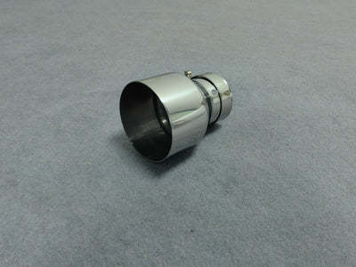 Embout d'Échappement Carbone BMW F30 F32 M340i M440i - vue rapprochée - Becquet Voiture