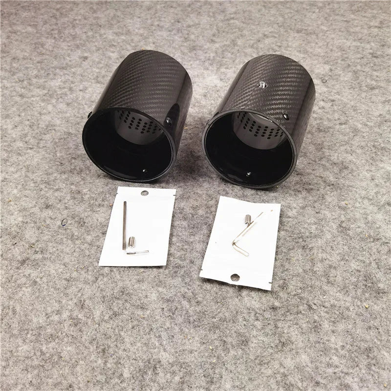 Embout d'Échappement Carbone BMW F90 M5 - vue de trois-quarts - Becquet Voiture