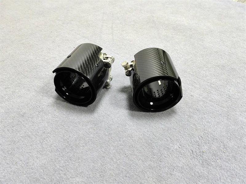 Embout d'Échappement Carbone Noir Brillant BMW M F20 F22 F32 - installé sur véhicule - Becquet Voiture