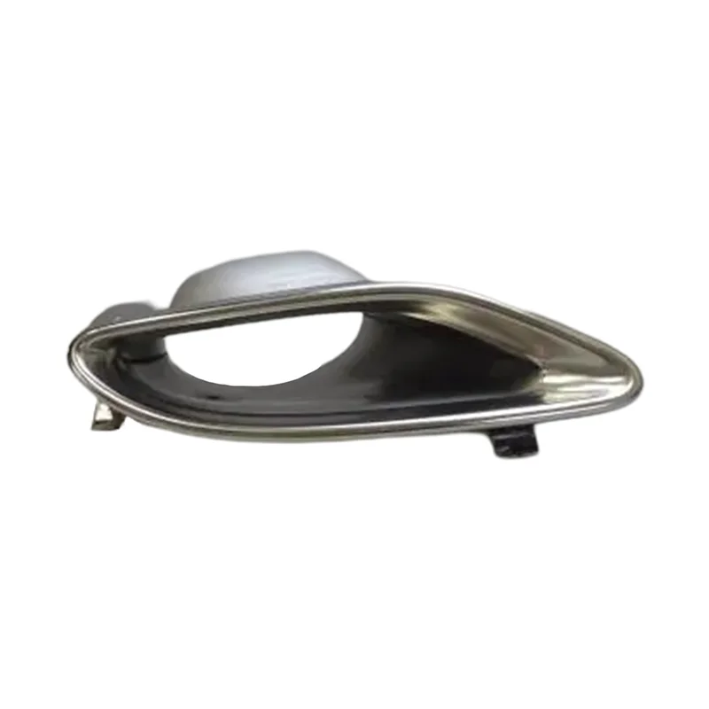 Embout d'Échappement Décoratif Mercedes W205 W213 - vue de profil - Becquet Voiture
