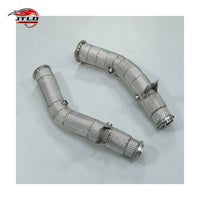 Embout d'Échappement Inox Mercedes W205 C43 - vue de trois-quarts - Becquet Voiture