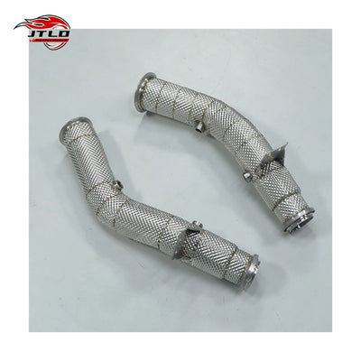 Embout d'Échappement Inox Mercedes W205 C43 - vue de trois-quarts - Becquet Voiture