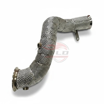 Embout d'Échappement Mercedes Classe C W205 W213 - vue de trois-quarts - Becquet Voiture