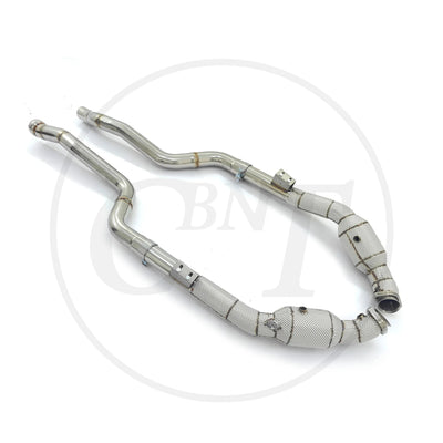 Embout d'Échappement Mercedes CLS63 - vue de face - Becquet Voiture