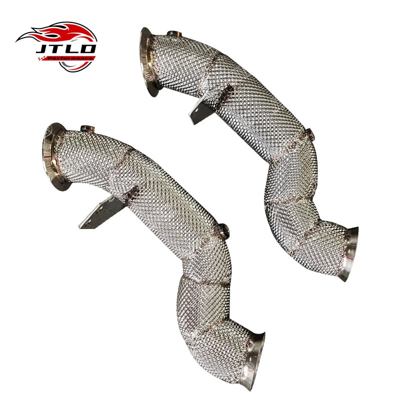 Embout d'Échappement Mercedes W205 C200 C250 C300 - vue de trois-quarts - Becquet Voiture
