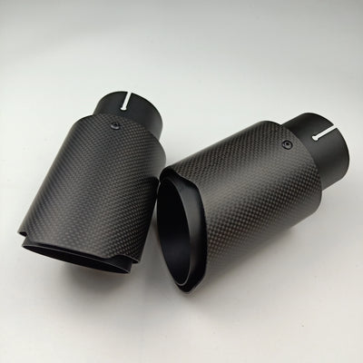 Embout d'Échappement Nissan GT-R R35 Noir Mat Inox - installé sur véhicule - Becquet Voiture