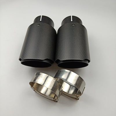 Embout d'Échappement Nissan GT-R R35 Noir Mat Inox - vue de profil - Becquet Voiture
