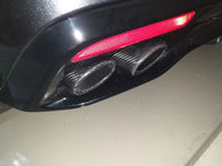 Embout d'Échappement Ovale Carbone Universel Incliné - installé sur véhicule - Becquet Voiture