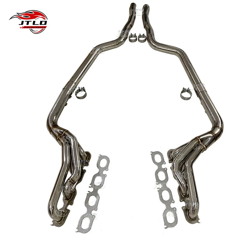 Embout d'Échappement Performance Mercedes W204 C63 - installé sur véhicule - Becquet Voiture