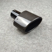 Embouts d'Échappement Carbone Inclinés Style Akrapovic (Paire) - packshot studio - Becquet Voiture