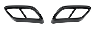 Embouts Échappement Noirs Acier VW Golf 8 R-Line - vue de trois-quarts - Becquet Voiture