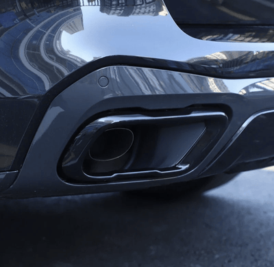 Embouts échappement noirs BMW X5 X6 X7 type M - vue de face 2 - Becquet Voiture