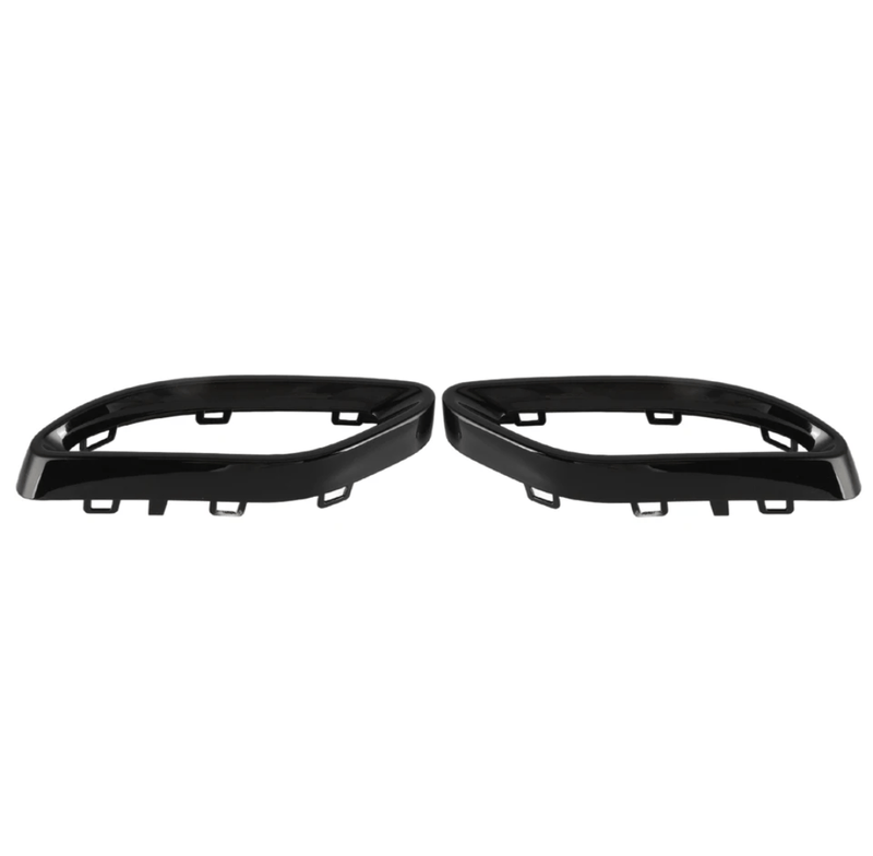 Embouts échappement noirs Mercedes AMG Line - vue de face - Becquet Voiture