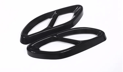 Embouts échappement noirs Mercedes CLA C117 AMG Line - vue arrière - Becquet Voiture