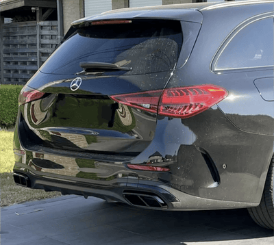 Embouts échappement noirs Mercedes Classe C W206 AMG - vue arrière - Becquet Voiture