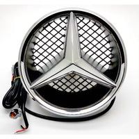 Étoile logo Mercedes lumineux calandre - packshot studio - Becquet Voiture