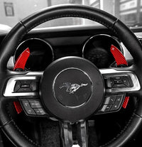 Extension palette au volant carbone Ford mustang - vue de trois-quarts - Becquet Voiture