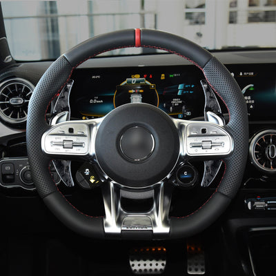 Extension palette au volant Carbone Mercedes Classe A45S - vue de profil - Becquet Voiture