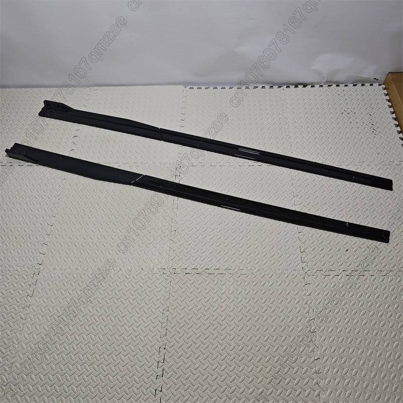 Side Skirt Extensions VW Golf 7 7.5 R GTI 2013-2019 - three-quarter view - Becquet Voiture