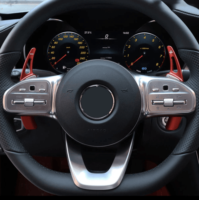 Extensions Palettes Volant Mercedes Classe C W205 Look AMG - vue de trois-quarts - Becquet Voiture