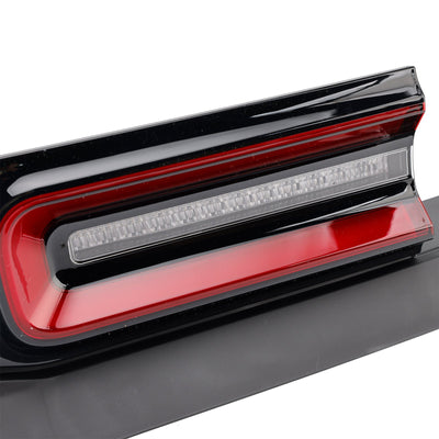 Feu Arrière De Recul À LED 68195784AC Dodge Challenger SRT - vue de face 2 - Becquet Voiture