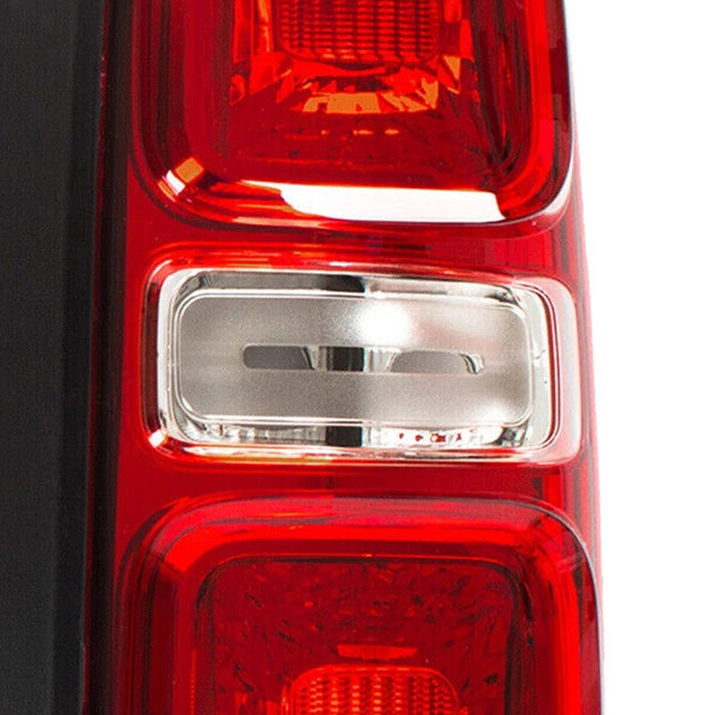 Feu Arrière Droit Halogène pour Vauxhall Vivaro 2019-2021 - vue de face 2 - Becquet Voiture