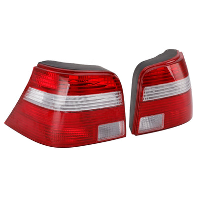 Feu Arrière Gauche et Droit pour VW Golf MK4 Hatchback 1997-2005 - installé sur véhicule - Becquet Voiture