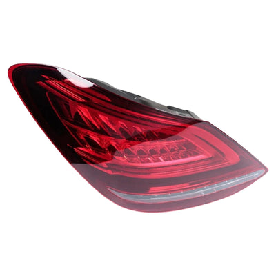 Feu Arrière Gauche LED Mercedes-Benz C300 W205 2019-2021 - installé sur véhicule - Becquet Voiture