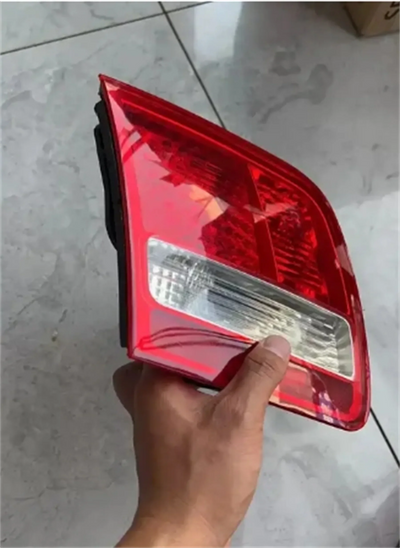Feu Arriere LED Audi A8 A8L D3 Look Premium - vue de face - Becquet Voiture
