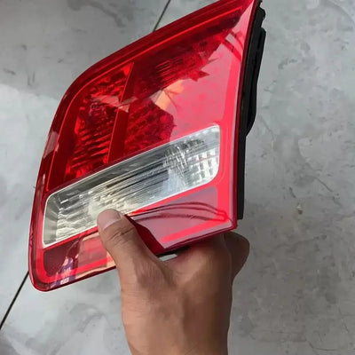 Feu Arriere LED Audi A8 A8L D3 RS Tuning - installé sur véhicule - Becquet Voiture