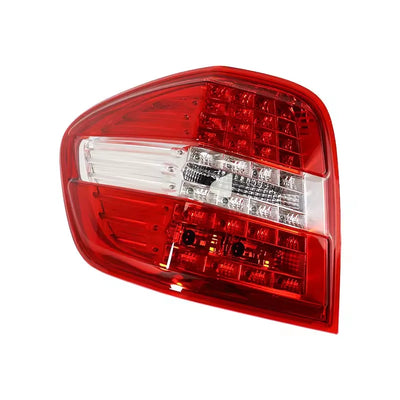 Feu Arrière LED Mercedes Classe ML W164 ML330 ML350 2009-2011 - installé sur véhicule - Becquet Voiture