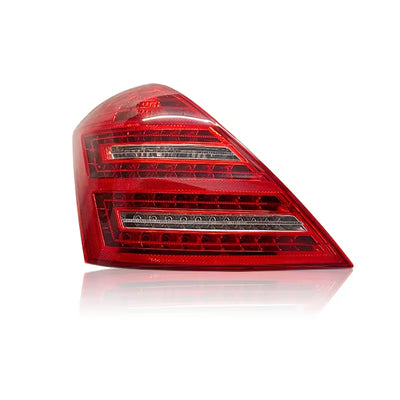 Feu Arrière LED Mercedes Classe S W221 2006-2009 - détail du montage - Becquet Voiture